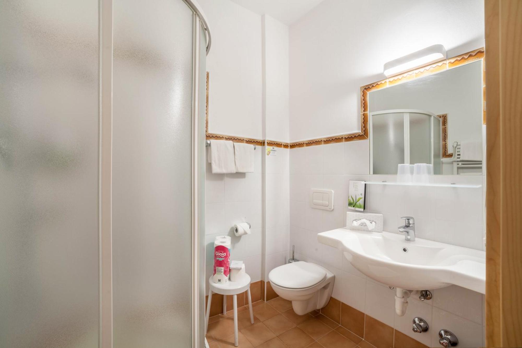 Hotel-Garni Appartement Gartenheim Скена Экстерьер фото