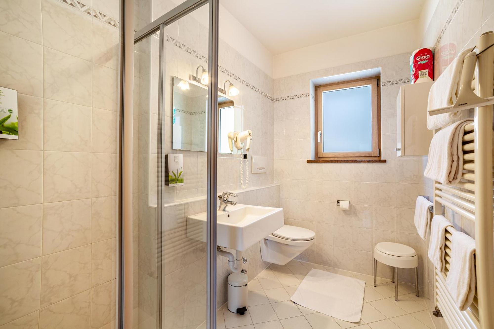 Hotel-Garni Appartement Gartenheim Скена Экстерьер фото