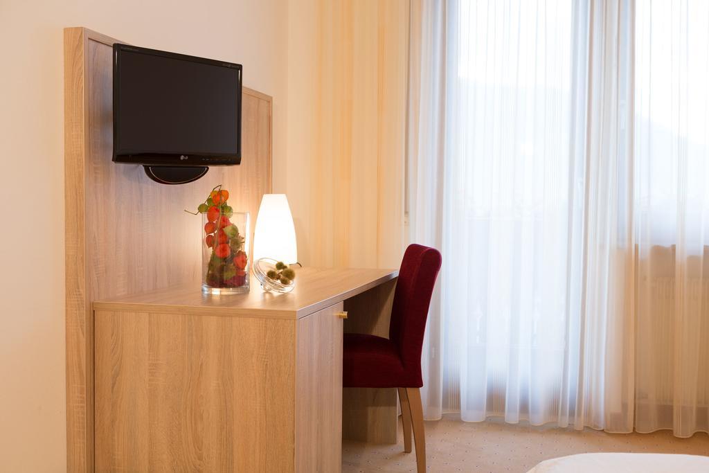 Hotel-Garni Appartement Gartenheim Скена Экстерьер фото